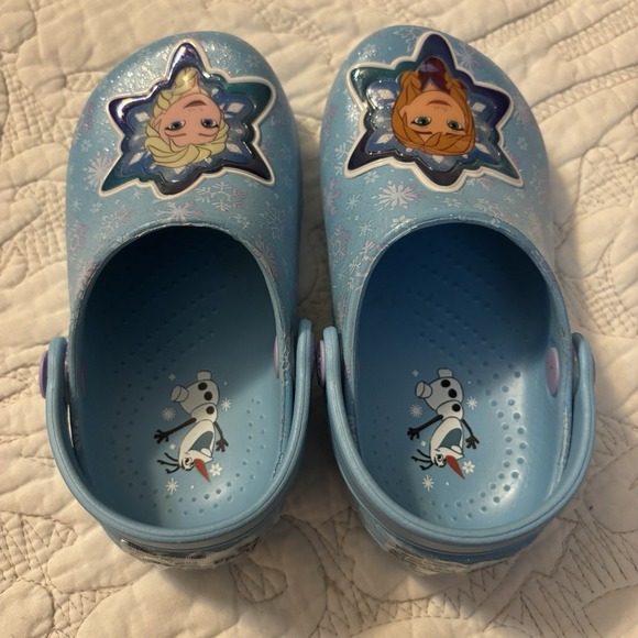 Disney's Frozen Slip On Shoes, Girls Size 7-8 Elsa Ahna Olaf Adjustable Strap - Picture 2 of 9